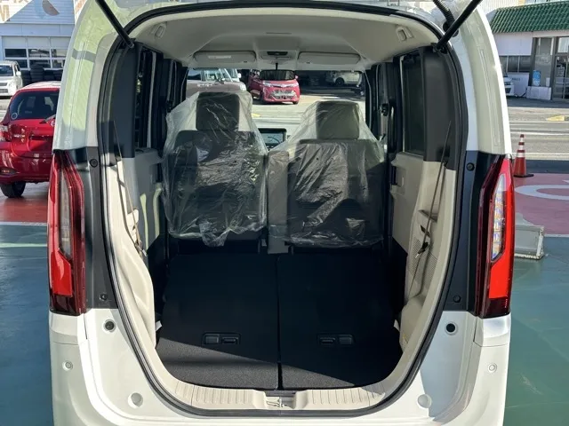 N-BOX(ホンダ)N-BOX コンフォートＰ届出済未使用車 9