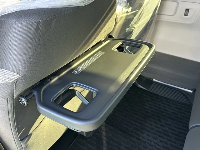 N-BOX(ホンダ)N-BOX コンフォートＰ届出済未使用車 8