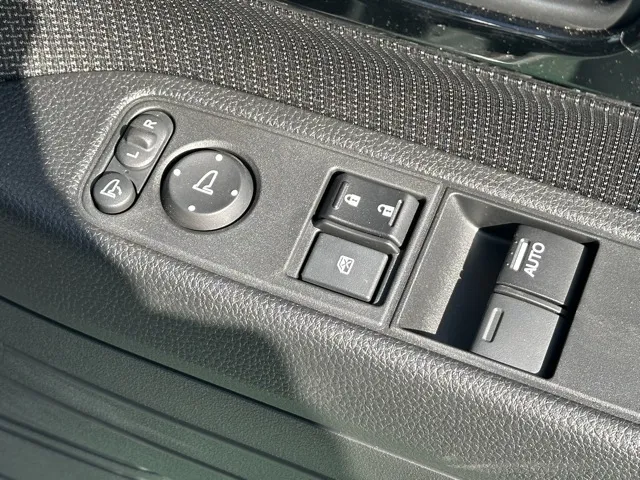 N-VAN(ホンダ)FUN 届出済未使用車 14