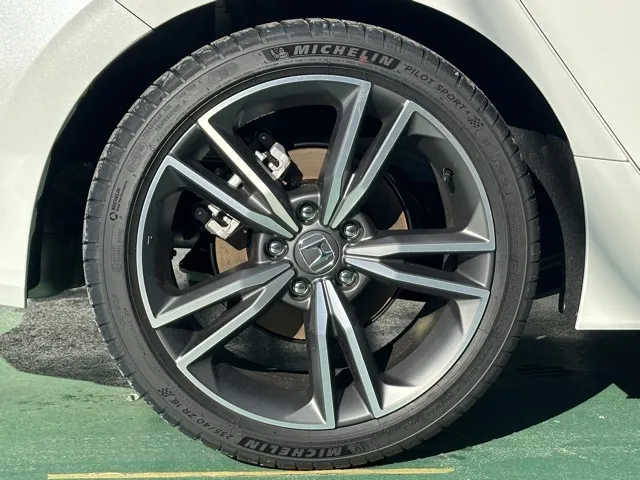 シビック(ホンダ)e：HEV LX登録済未使用車 9