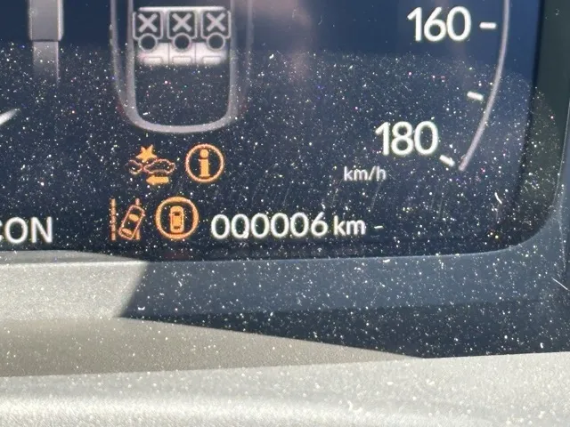 シビック(ホンダ)e：HEV LX登録済未使用車 17