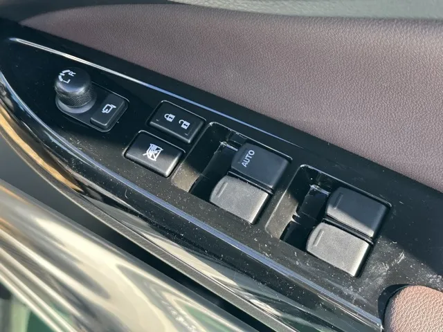 フロンクス(スズキ)ベースグレード登録済未使用車 13