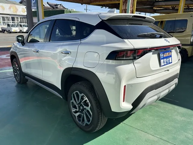 フロンクス(スズキ)ベースグレード登録済未使用車 2