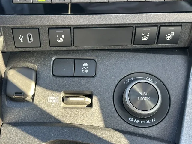 GRヤリス(トヨタ)RZ ハイパフォーマンス 4WD AT中古車 24
