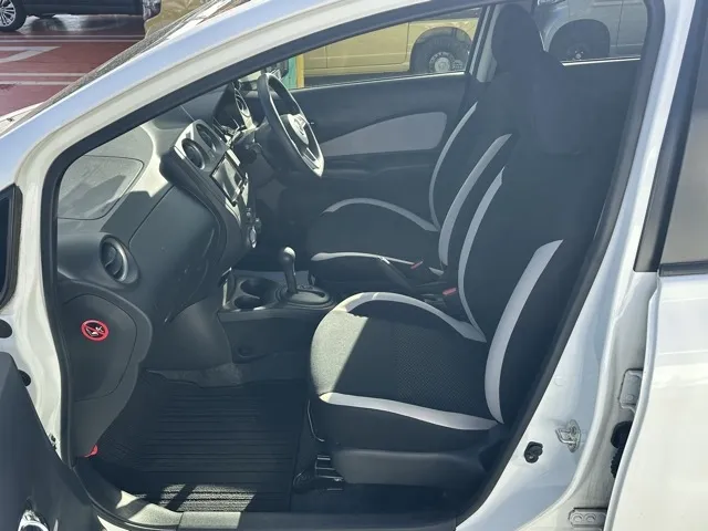 ノート(ニッサン)Ｘ中古車 3