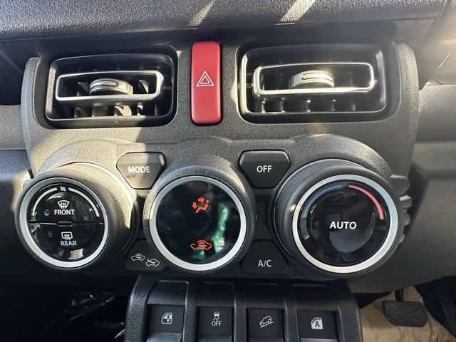 ジムニーノマド(スズキ)FC AT届出済未使用車 17