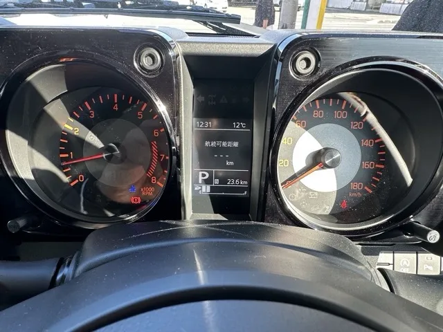 ジムニーノマド(スズキ)FC AT届出済未使用車 24