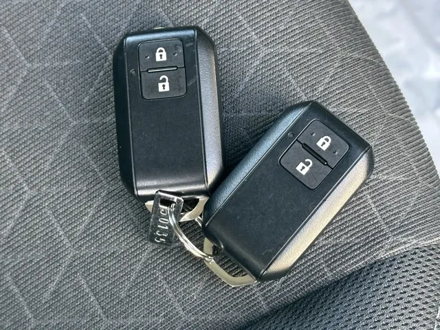 スイフト(スズキ)ハイブリッドMX中古車 12