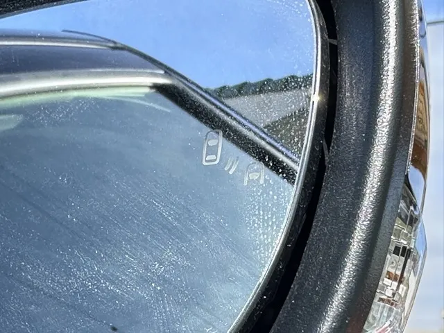 スイフト(スズキ)ハイブリッドMX中古車 23