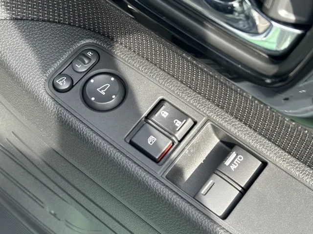 N-VAN(ホンダ)FUN 届出済未使用車 14