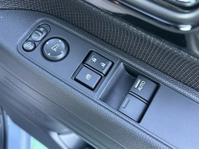 N-VAN(ホンダ)FUN 届出済未使用車 16