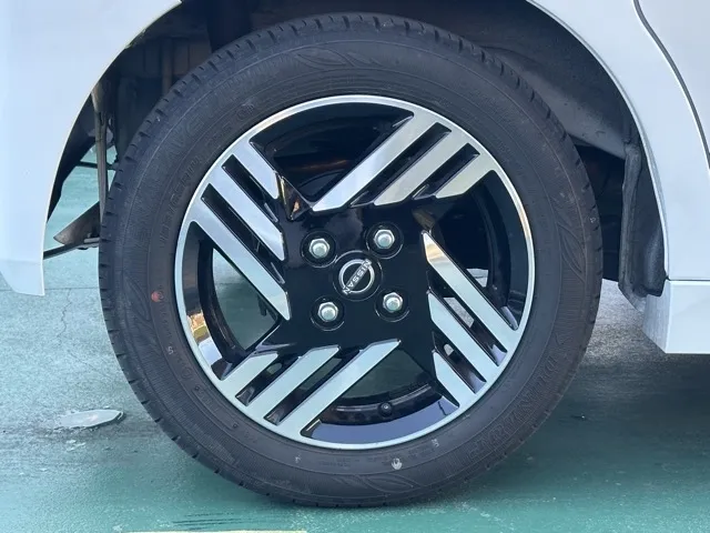 ルークス(ニッサン)ハイウェイスターXレンタＵＰ 13