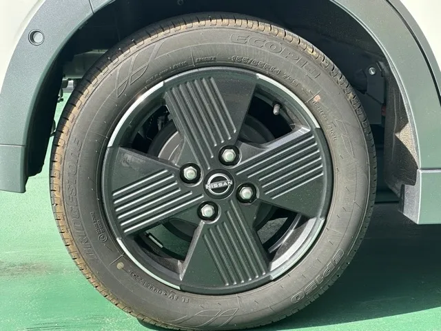 サクラ(ニッサン)X中古車 10