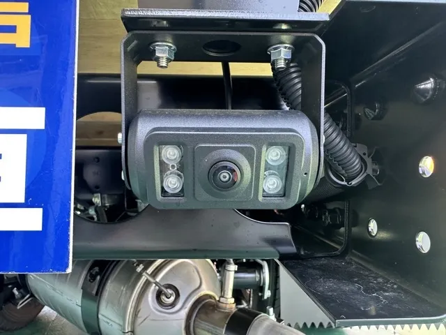 キャンター(三菱)全低床 平ボディ ２ｔレンタ登録済未使用車 5