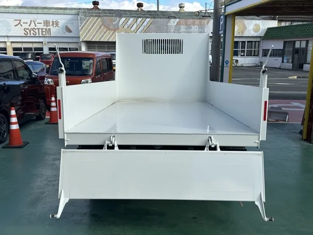 キャンター(三菱)全低床キョウカダンプ ３ｔ登録済未使用車 9
