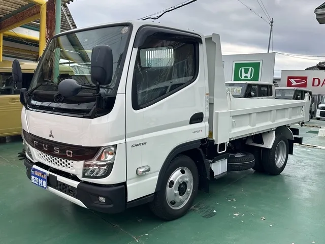 キャンター(三菱)全低床キョウカダンプ ２ｔレンタ登録済未使用車 10