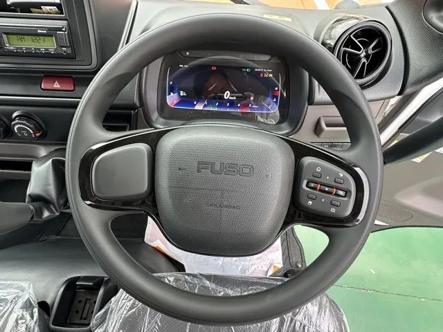 キャンター(三菱)全低床キョウカダンプ ２ｔレンタ登録済未使用車 23