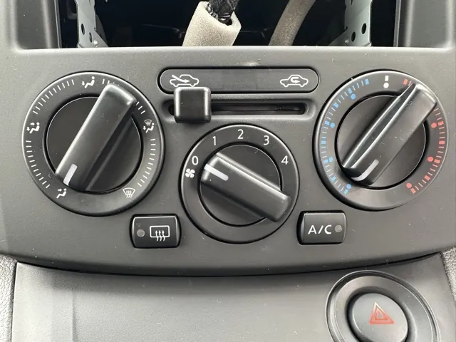 バネット(ニッサン)GX アウトドアブラックED スマートキー センターコンソールBOX登録済未使用車 15