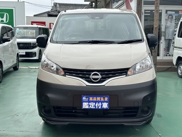 バネット(ニッサン)GX アウトドアブラックED スマートキー センターコンソールBOX登録済未使用車 21