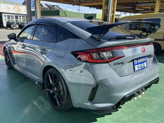 シビック(ホンダ)タイプR登録済未使用車 2