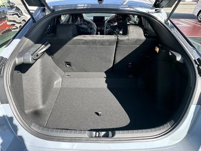 シビック(ホンダ)タイプR登録済未使用車 8