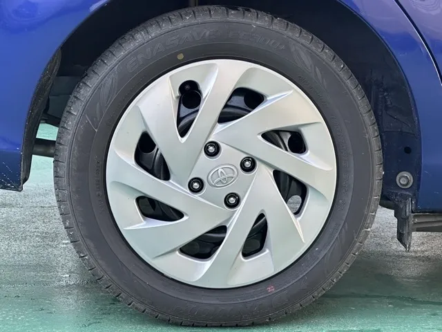 カローラ(トヨタ)ハイブリッドEX中古車 11