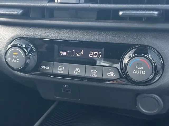 ノート(ニッサン)X アラウンドビューモニター中古車 21