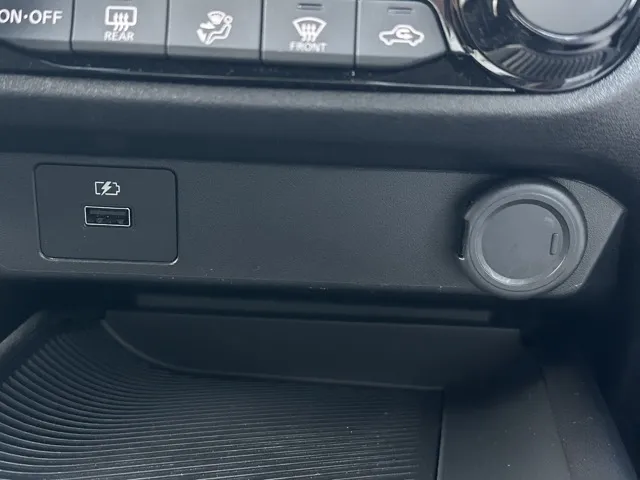 ノート(ニッサン)X アラウンドビューモニター中古車 22