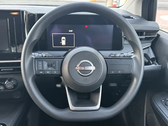 ノート(ニッサン)X アラウンドビューモニター中古車 5