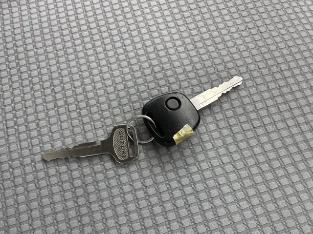 アルト(スズキ)F 5MT 4WD中古車 12