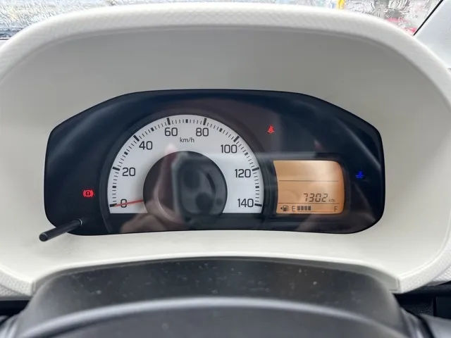 アルト(スズキ)F 5MT 4WD中古車 19