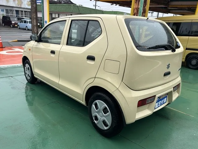 アルト(スズキ)F 5MT 4WD中古車 2