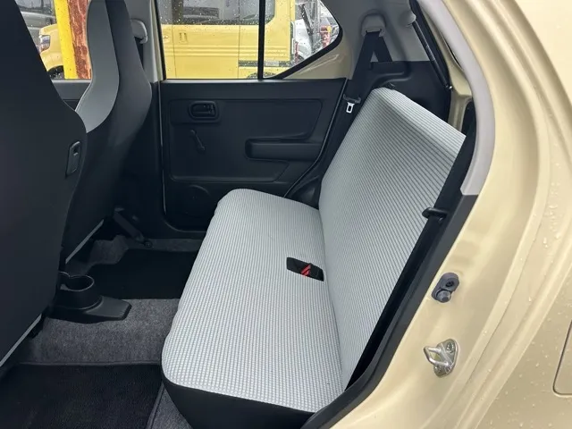 アルト(スズキ)F 5MT 4WD中古車 4