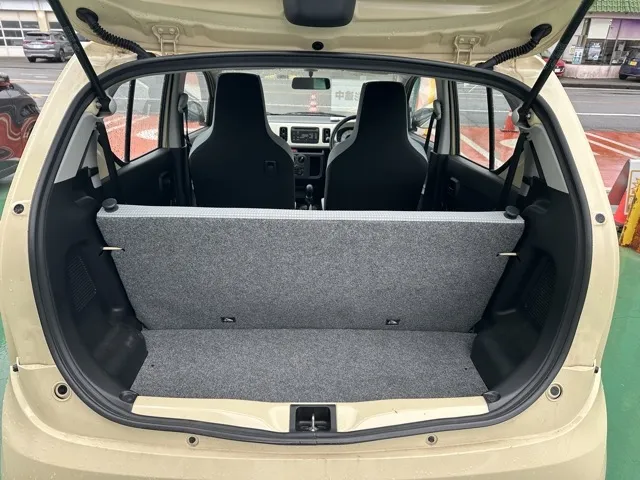 アルト(スズキ)F 5MT 4WD中古車 7
