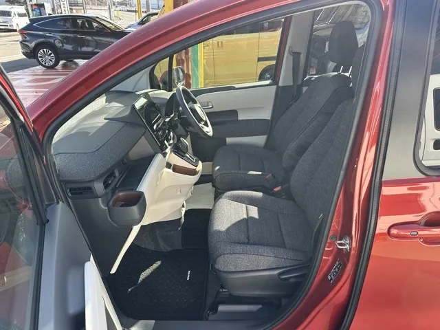 シエンタ(トヨタ)ハイブリッドZ 5人乗り中古車 3