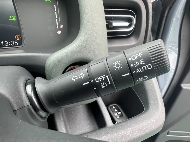 フリード(ホンダ)クロスター中古車 16