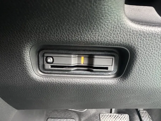 フリード(ホンダ)クロスター中古車 17