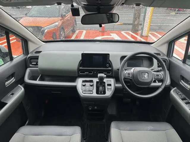 フリード(ホンダ)クロスター中古車 5