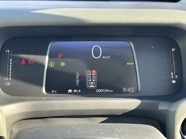 フリード(ホンダ)e：HEVクロスター ６人乗登録済未使用車 20