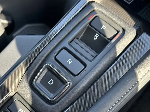 アコード(ホンダ)e：HEV中古車 13