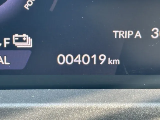 アコード(ホンダ)e：HEV中古車 26