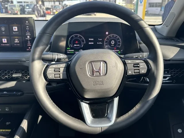 アコード(ホンダ)e：HEV中古車 6