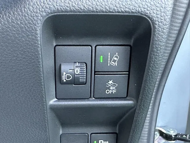 N-VAN(ホンダ)FUNターボ届出済未使用車 18