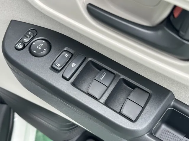 N-BOX(ホンダ)N-BOX コンフォートＰ届出済未使用車 13