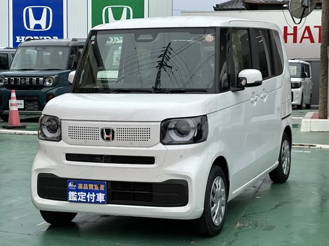 N-BOX(ホンダ)N-BOX コンフォートＰ届出済未使用車 1