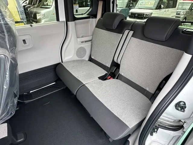 N-BOX(ホンダ)N-BOX コンフォートＰ届出済未使用車 3