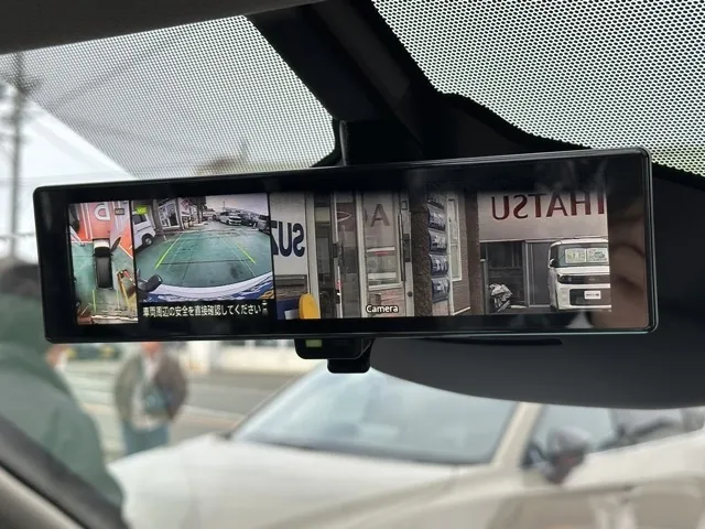 セレナ(ニッサン)ハイウェイスターV アラウンドビューモニター見本展示車有り 24