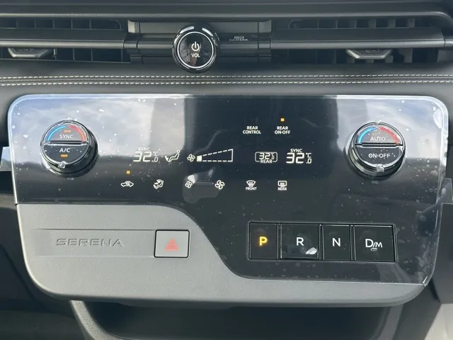 セレナ(ニッサン)ハイウェイスターV 12.3インチコネクトナビ見本展示車有り 28