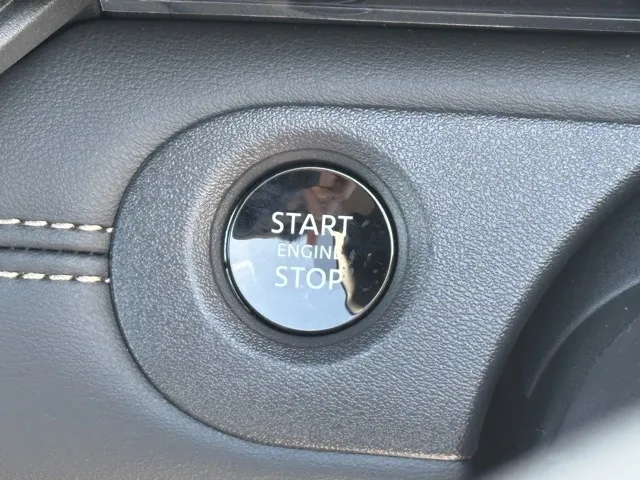 セレナ(ニッサン)ハイウェイスターV 12.3インチコネクトナビ見本展示車有り 22