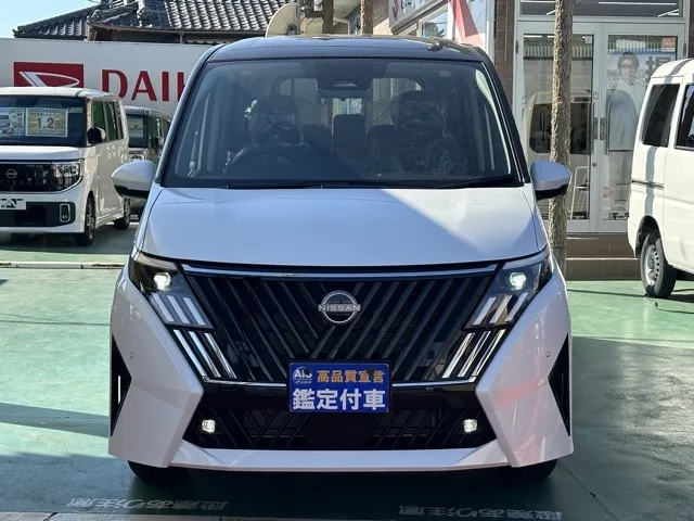 セレナ(ニッサン)ハイウェイスターV 12.3インチコネクトナビ見本展示車有り 29